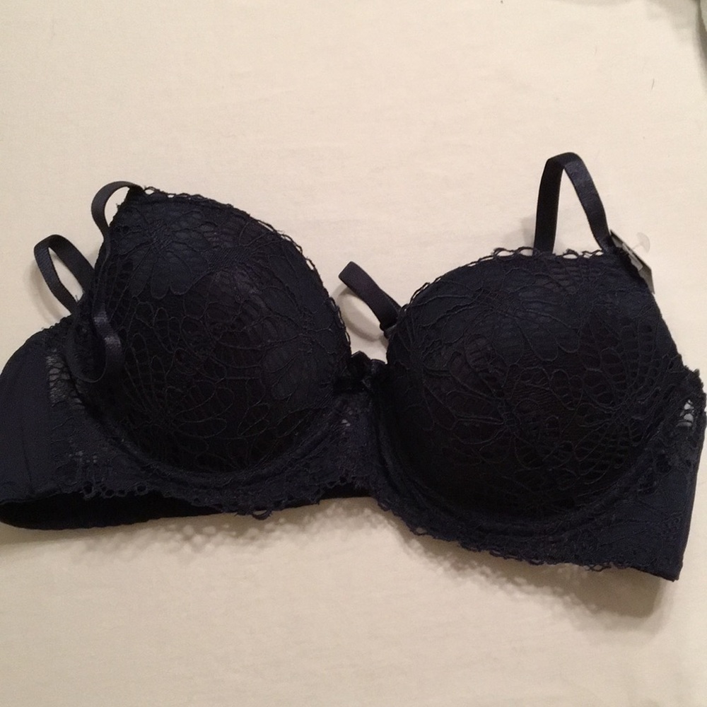 NWOT Laura Ashley True Navy Lace Bra 36B